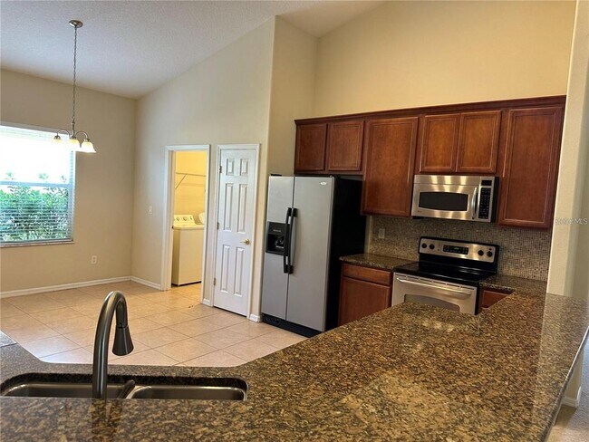 Building Photo - 18004 Java Isle Dr