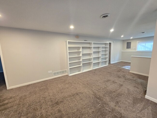 Building Photo - Quality Home Management