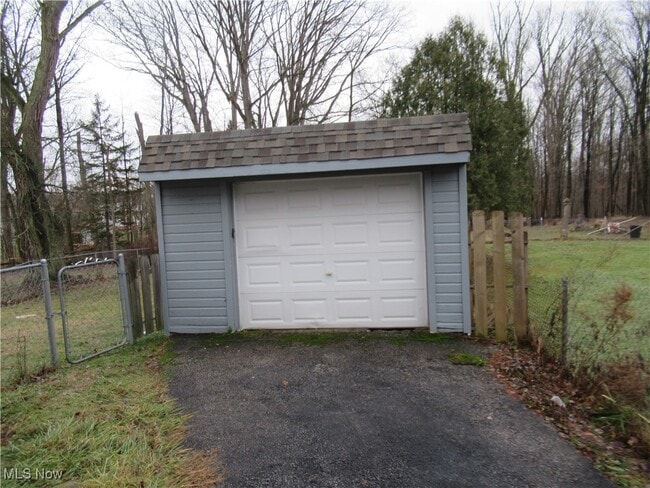 Building Photo - 118 W Glendale St