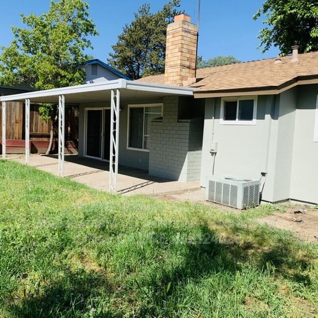 Building Photo - 5320 Andrea Blvd