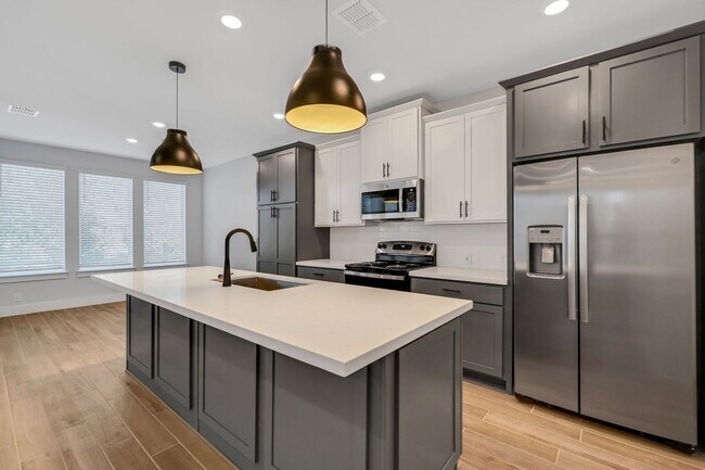 Building Photo - FOUR WEEKS FREE!!!   Brand New Townhome in...