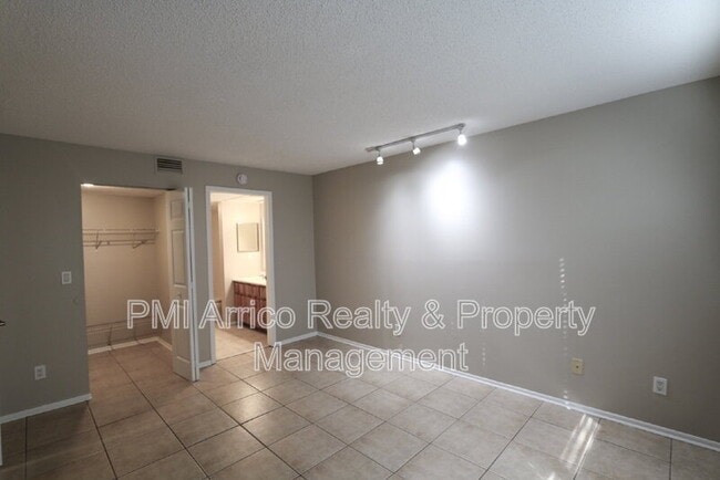 Building Photo - 4957 Puritan Cir