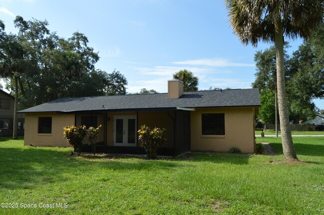 Building Photo - 4440 Sherwood Dr