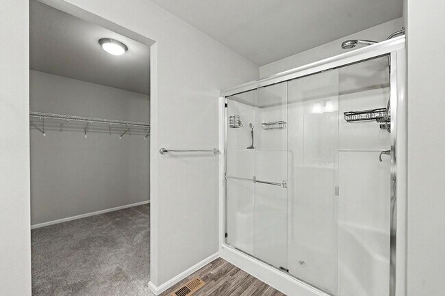 Building Photo - 15065 Iverson Lp SE