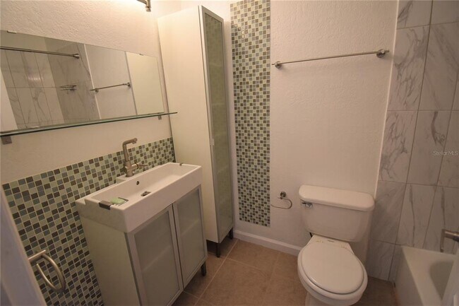 Building Photo - 10177 Sailwinds Blvd S