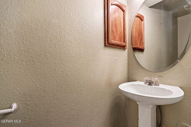 Building Photo - 2376 Joshua Louis Dr