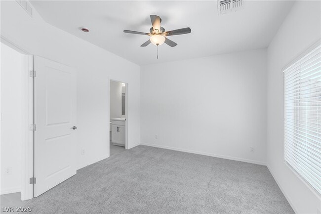 Building Photo - 5749 S Tioga Way