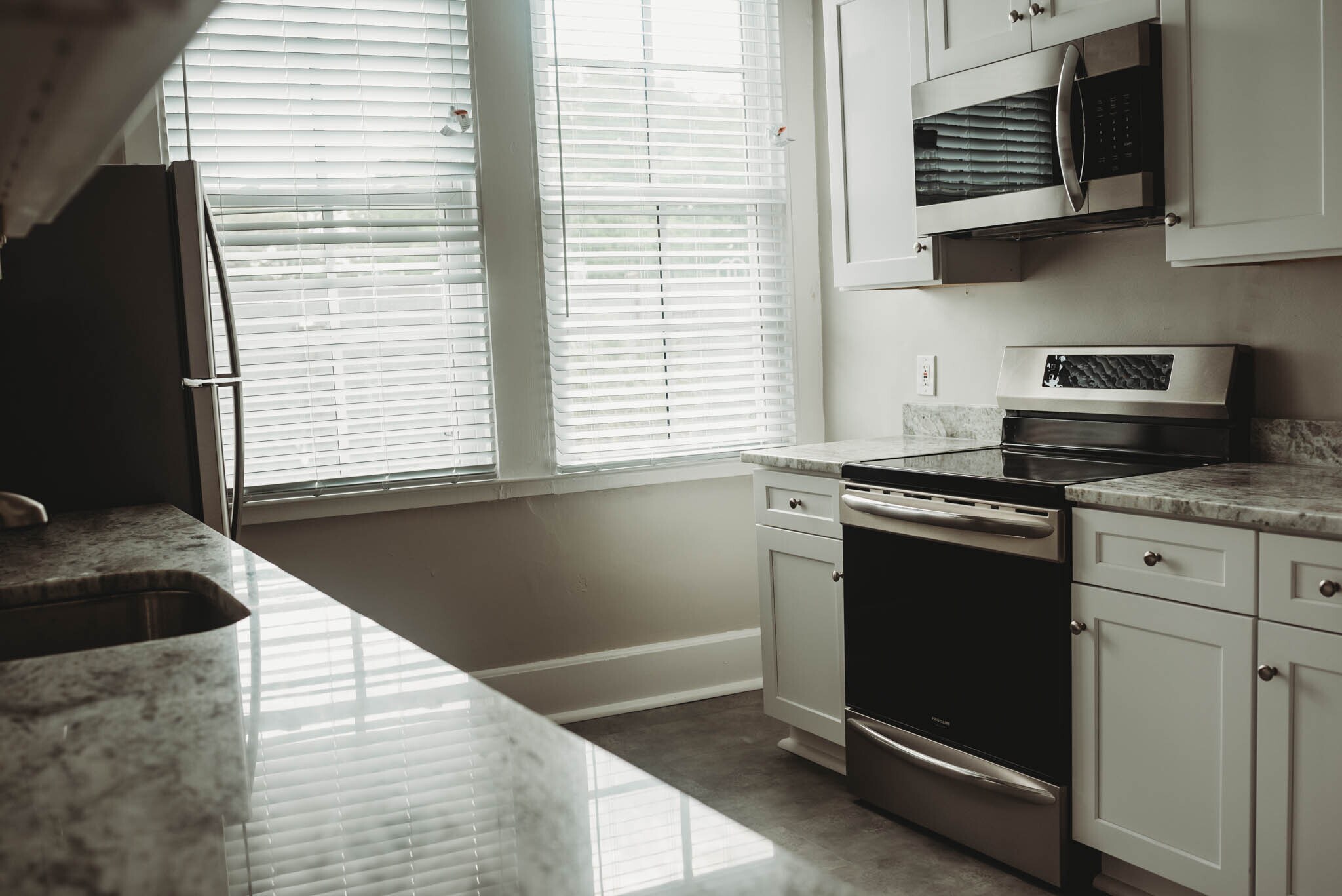 Building Photo - 529 Washington E St