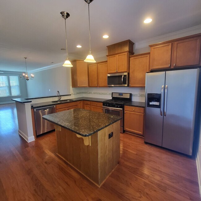 Building Photo - 513 Portstewart Dr