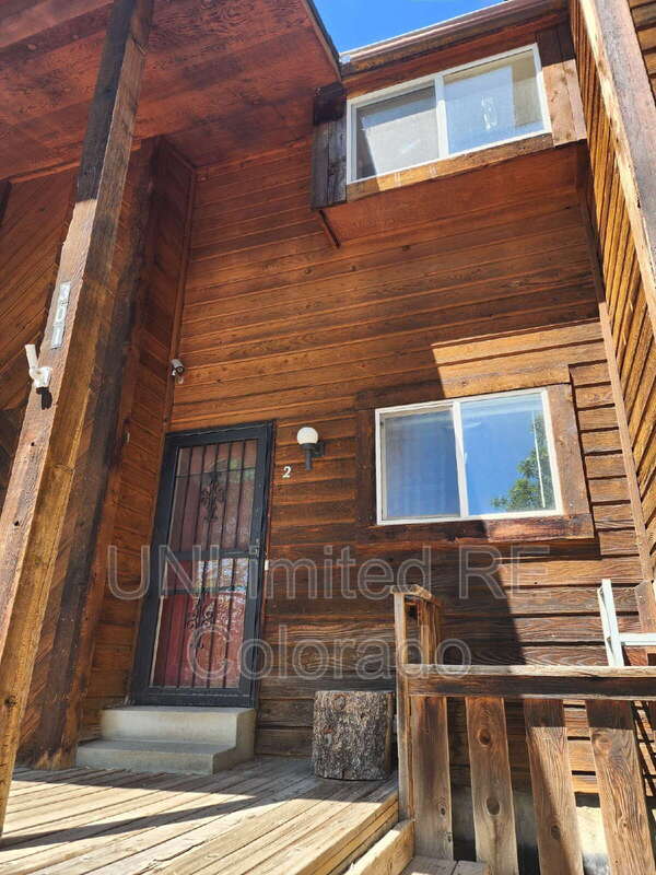 Building Photo - 301 Zeta St