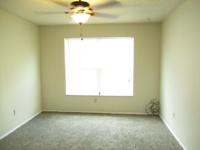 Building Photo - Condo in Chelsea Square, Kissimmee
