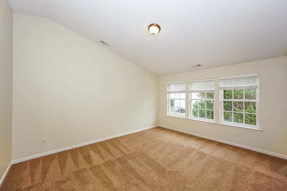 Building Photo - 1317 Crestfield Ct