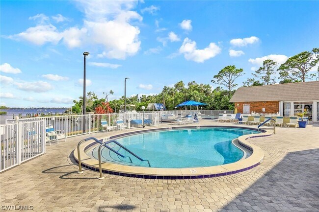 Building Photo - 14519 Paul Revere Loop