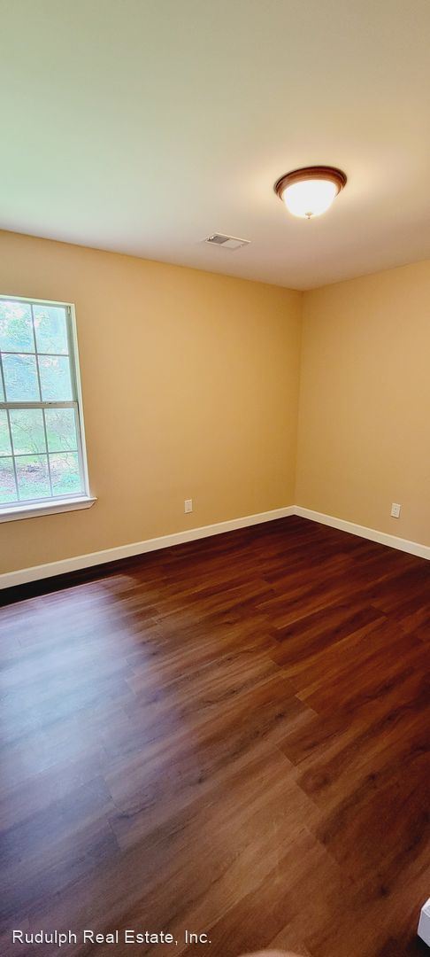 Building Photo - 3 br, 2 bath House - 1806 Butler Rd