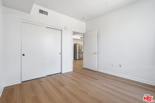 Building Photo - 12655 Bluff Creek Dr