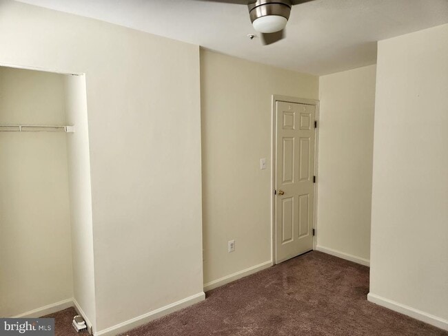 Building Photo - 12825 Town Center Way