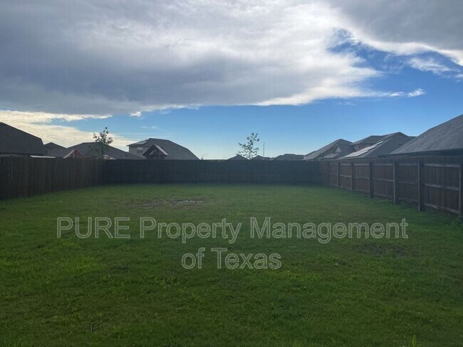Building Photo - 12040 Riparian Rd