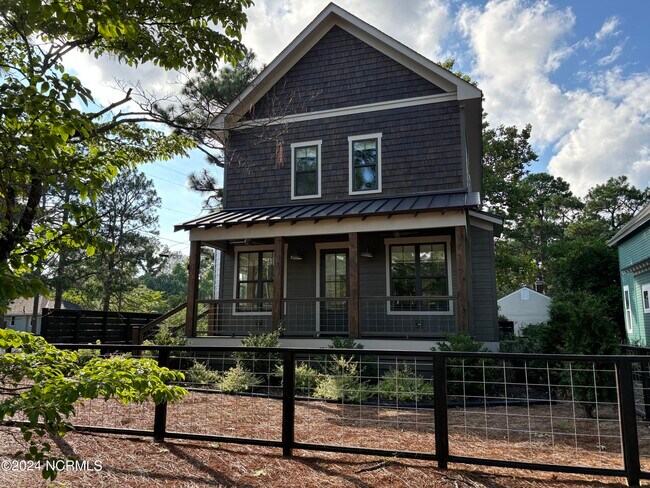 Primary Photo - 295 E Ohio Ave