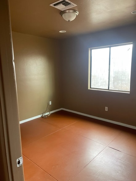 Building Photo - 1430 S New St