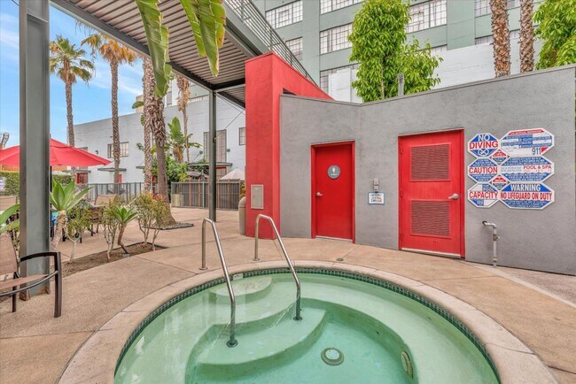 Building Photo - 420 San Pedro St