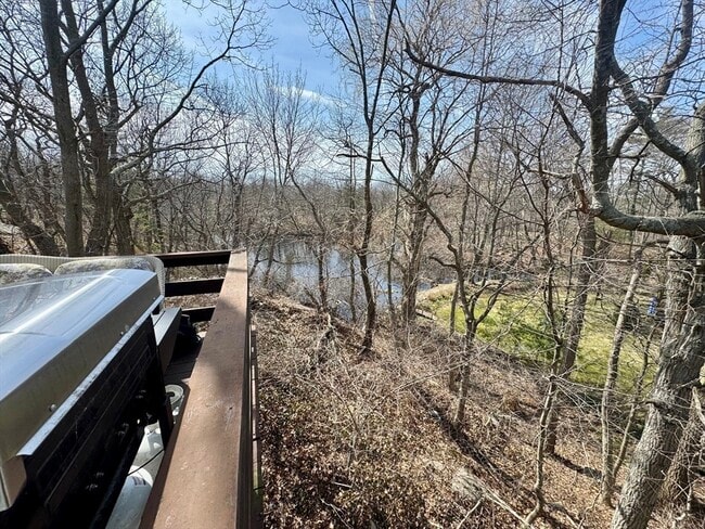 Building Photo - 15 Curlew St