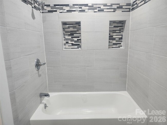 Building Photo - 55 Springfield Dr