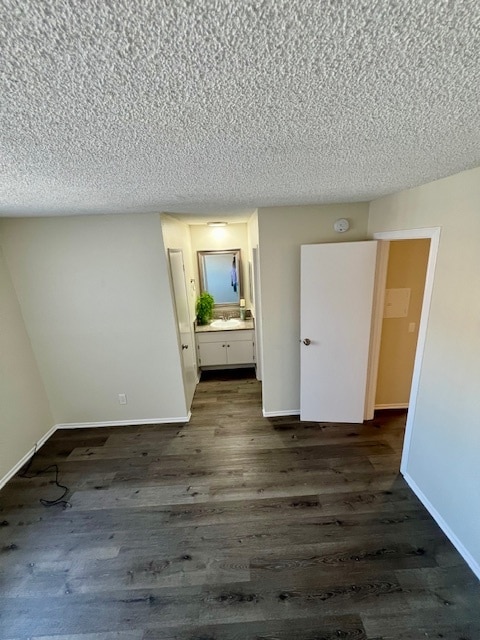 Building Photo - 18445 Collins St