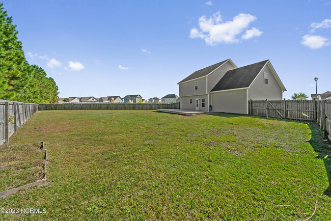 Building Photo - 270 Silver Hills Dr