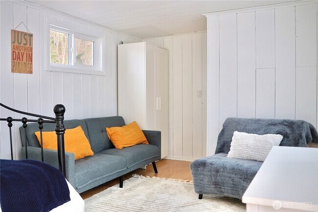 Building Photo - 14300 Frans Dr