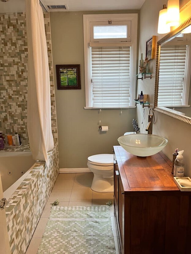 Building Photo - 9639 Farragut Dr