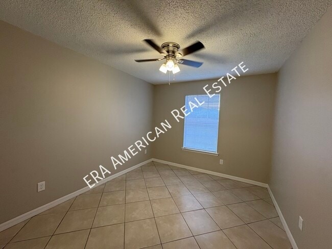 Building Photo - 3354 La Leyenda Ct