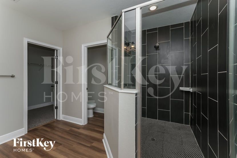 Building Photo - 4323 Reisswood Lp