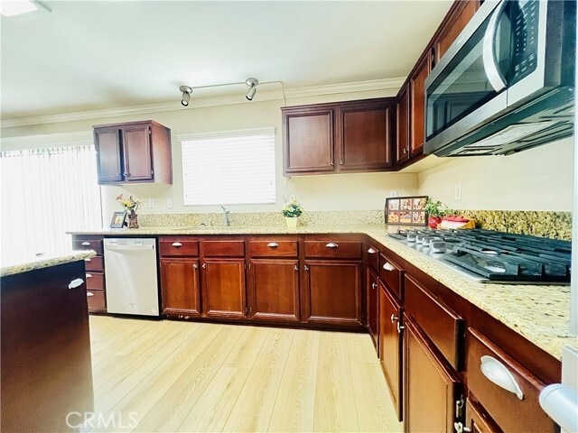 Building Photo - 12270 Mesa Grove Dr