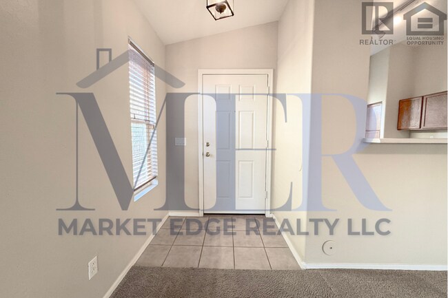 Building Photo - 3Bed/2Bath Home at Northern/107th Ave! $199 MOVE-IN SPECIAL! Ready for Immediate Move-In!