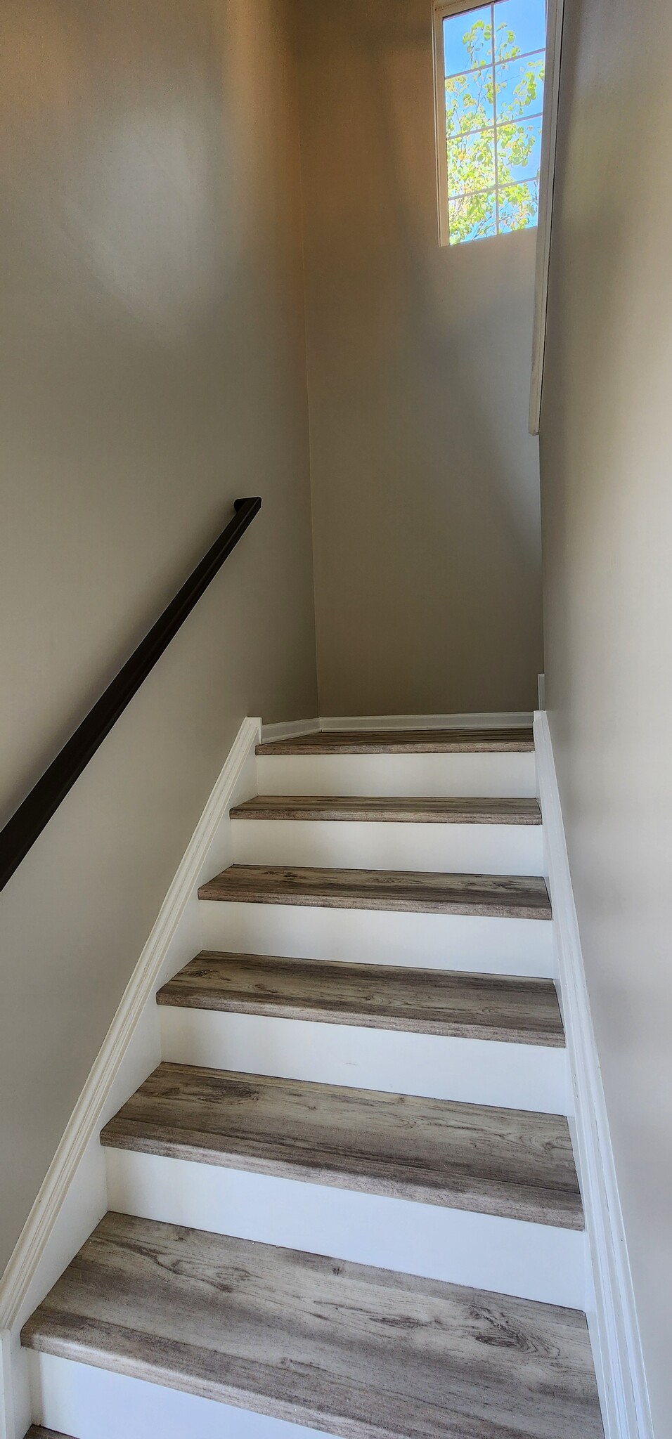 Building Photo - 222 Bertram Dr
