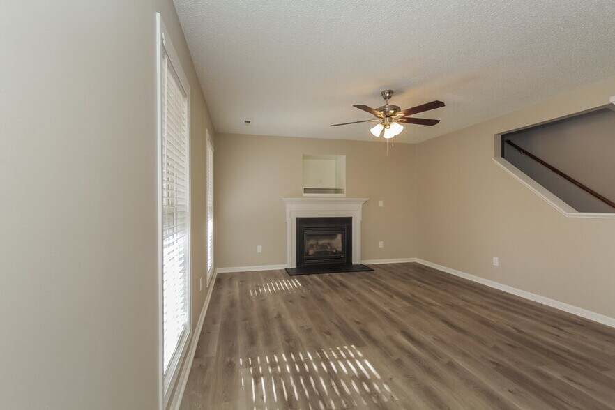 Building Photo - 7721 Prairie Rose Ln