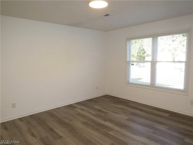 Building Photo - 1711 Blase Nemeth Rd