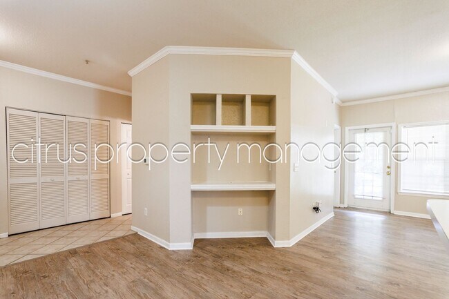 Building Photo - 2/2 Condo in Millenia Available Now