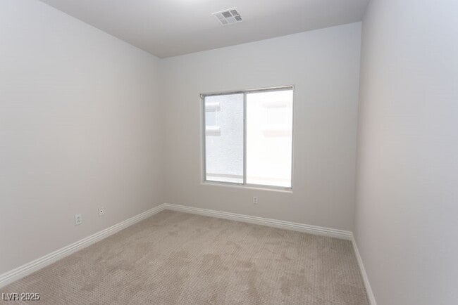 Building Photo - 313 Gemstone Hill Ave
