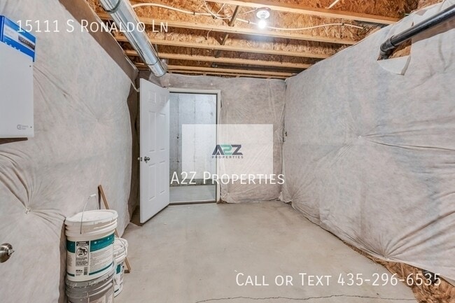 Building Photo - 15111 S Ronaldo Ln