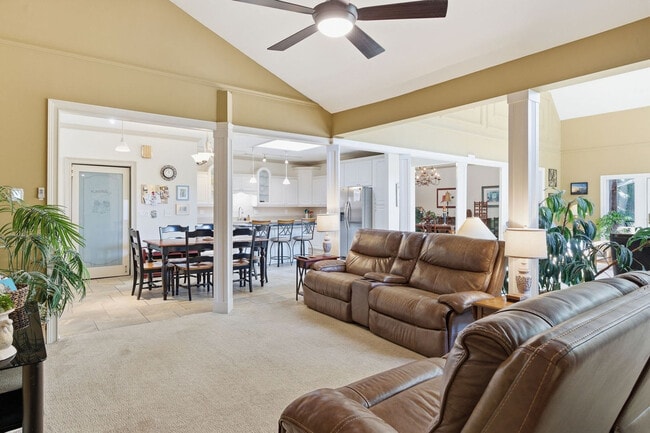 Building Photo - 36 Gloucester Rd