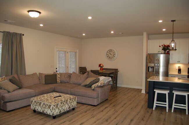 Building Photo - 4315 Socata Ct