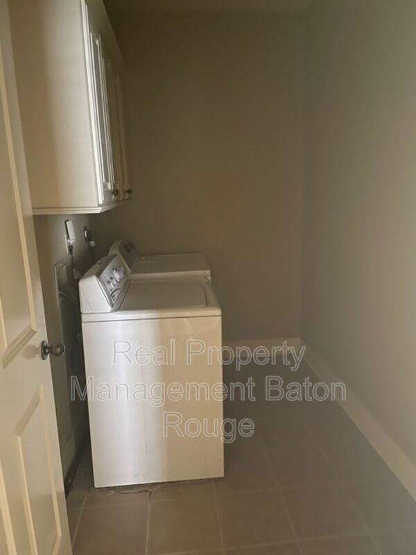 Building Photo - 15155 LA-44