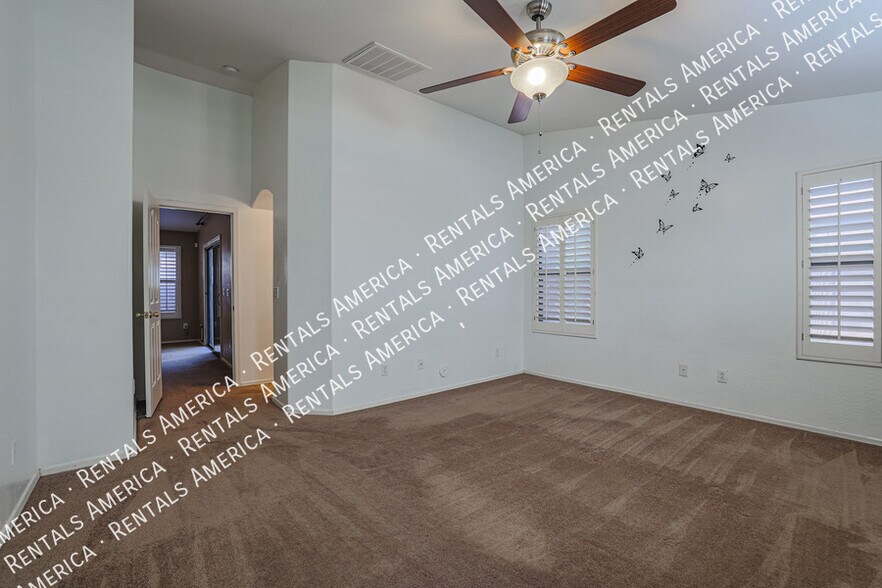 Building Photo - 36322 W Alhambra St
