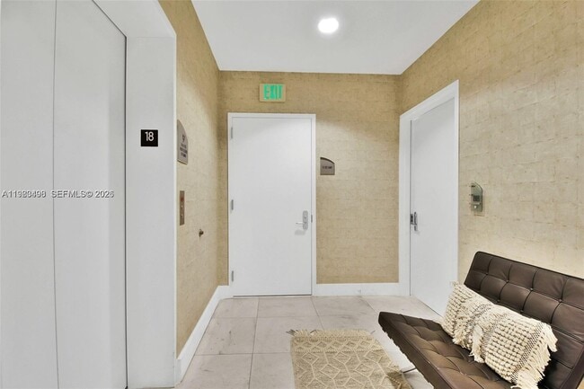 Building Photo - 17121 Collins Ave