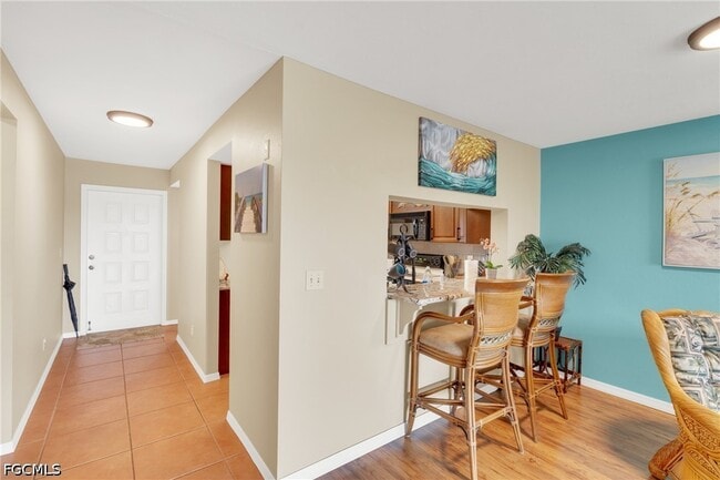 Building Photo - 12150 Kelly Sands Way