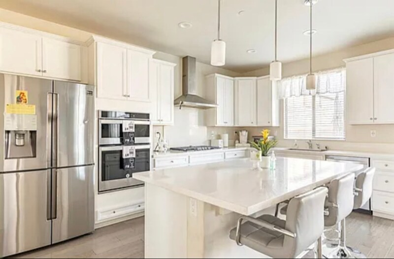 Building Photo - 7818 Poppy Ln