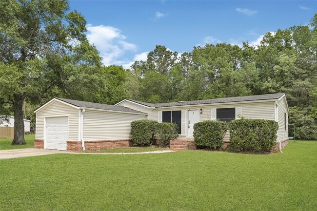 Building Photo - 16315 Lone Star Ranch Dr