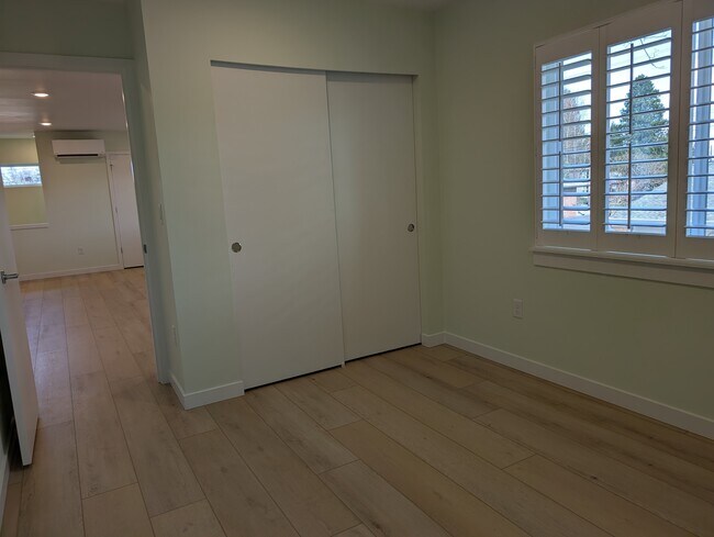 Building Photo - 2414 N Stevens St