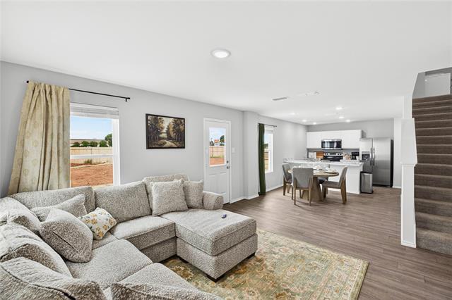 Building Photo - 3533 Silver Springs Ct